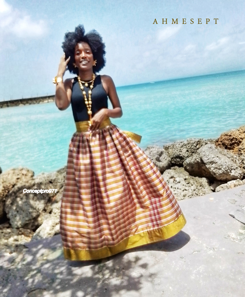 jupe_en_soie_rayee_face